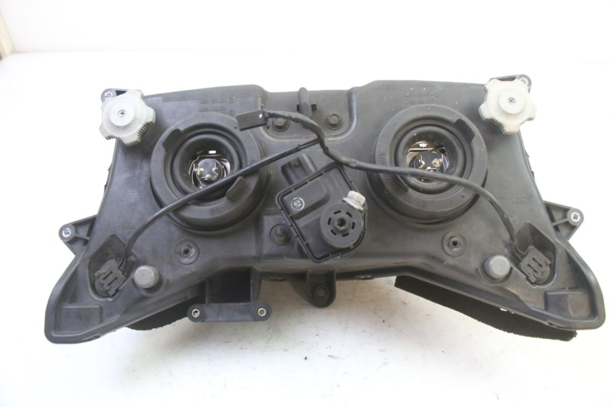photo de PHARE AVANT HONDA ST PAN EUROPEAN 1300 (2002 - 2013)