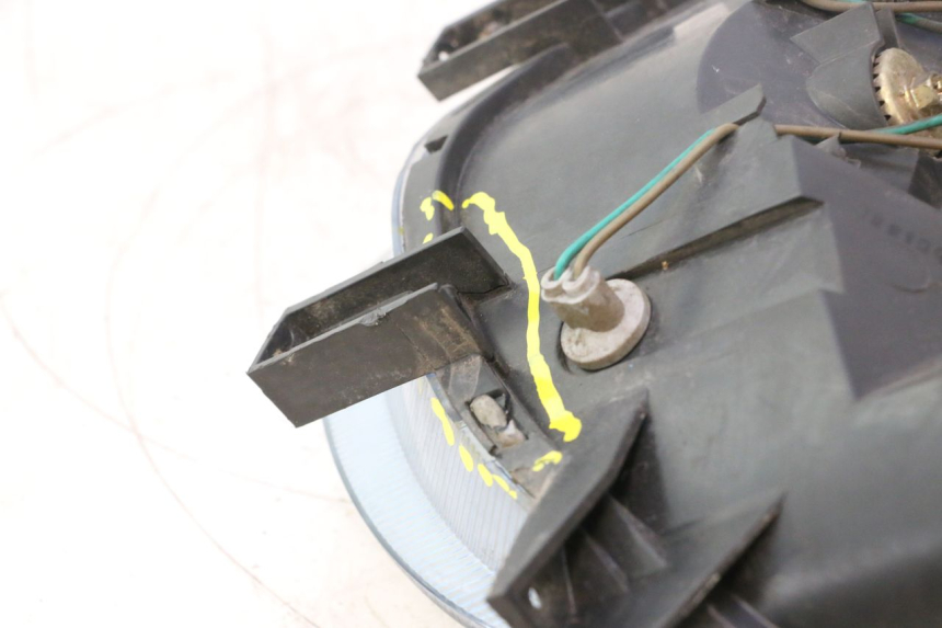 photo de PHARE AVANT KYMCO SUPER 8 2T 50 (2007 - 2013) - Inspection visuelle