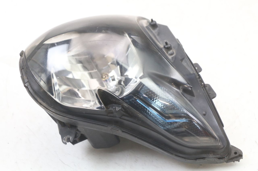 photo de PHARE AVANT SUZUKI GSR 750 (2011 - 2017)