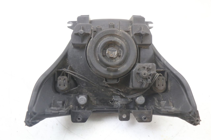 photo de PHARE AVANT SUZUKI GSR 750 (2011 - 2017)