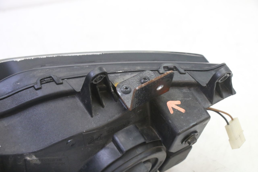 photo de PHARE AVANT SUZUKI SV S 650 (2003 - 2009)