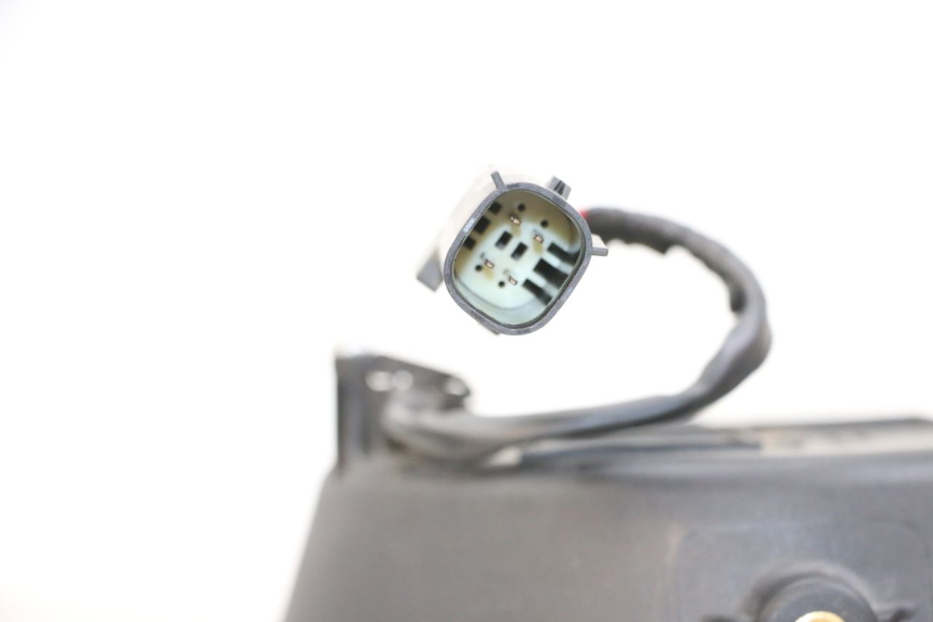 photo de PHARE AVANT HUSQVARNA SVARTPILEN 401 (2018 - 2023) - Zoom état d’usage