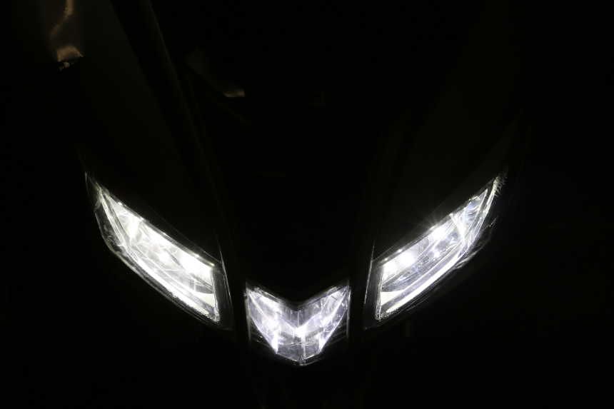 photo de PHARE AVANT APRILIA SXR 50 (2021 - 2023)