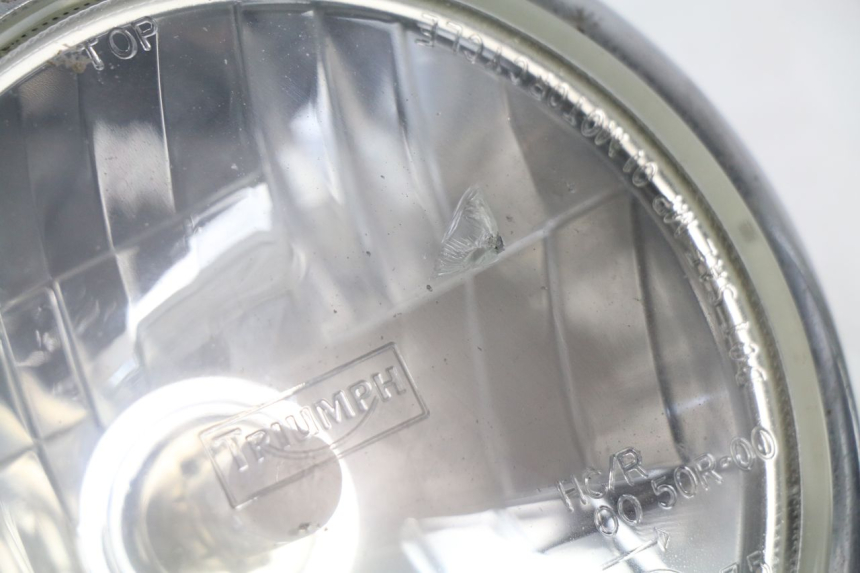 photo de PHARE AVANT TRIUMPH SPEED TRIPLE 1050 (2005 - 2007)