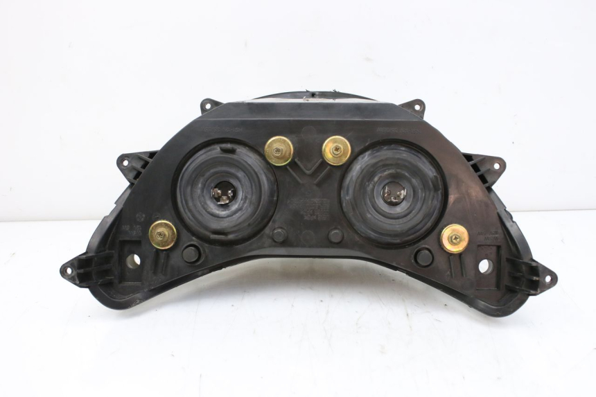 photo de PHARE AVANT SUZUKI UH BURGMAN 125 (2002 - 2006) - Gros plan technique