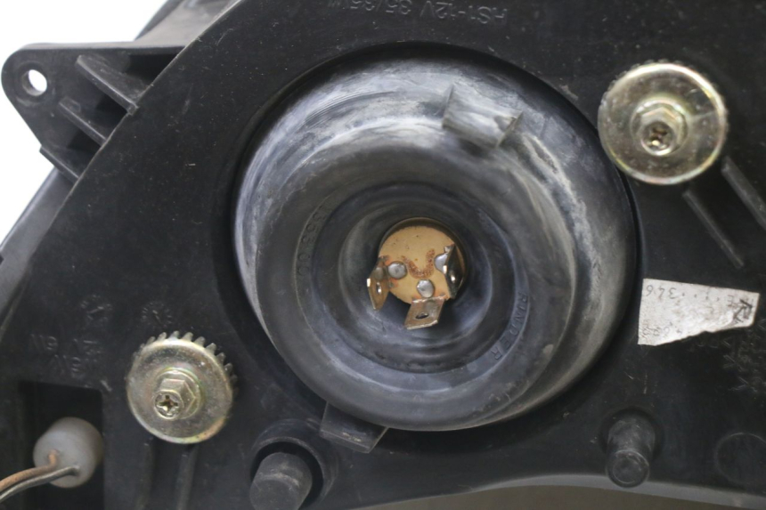 photo de PHARE AVANT SUZUKI UH BURGMAN 125 (2002 - 2006)