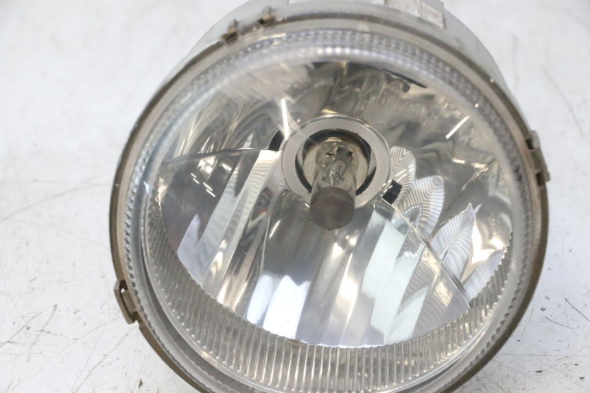 photo de PHARE AVANT PIAGGIO VESPA PRIMAVERA 2T 50 (2013 - 2018) - Autre angle de vue