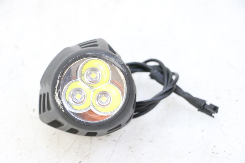 photo de PHARE AVANT DUALTRON VICTOR LIMITED 1