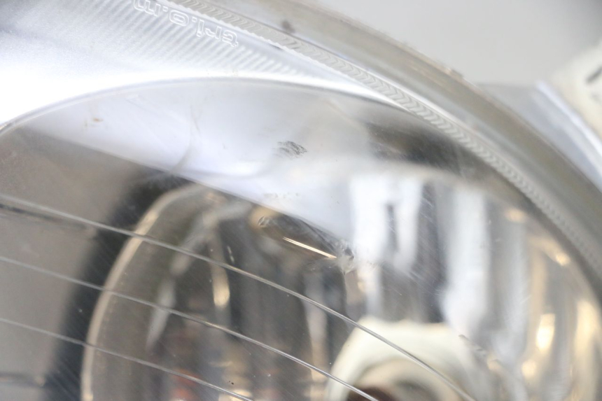 photo de PHARE AVANT YAMAHA X-MAX XMAX 125 (2010 - 2013) - Zoom état d’usage