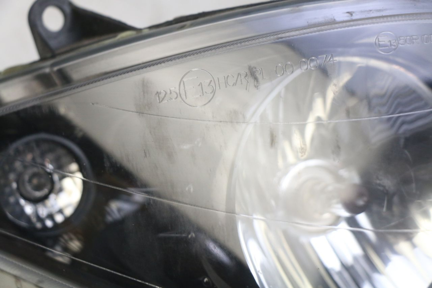 photo de PHARE AVANT PIAGGIO XEVO - X EVO 125 (2007 - 2016)