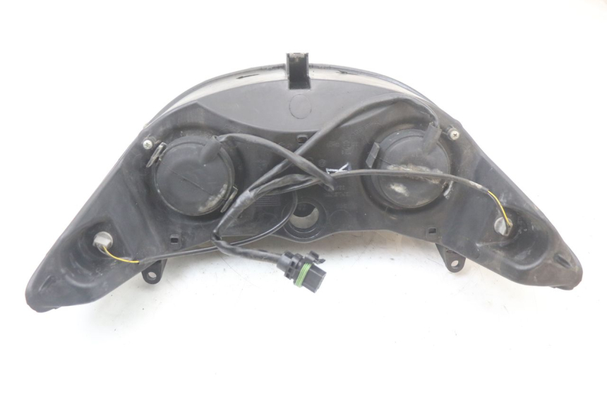 photo de PHARE AVANT PIAGGIO XEVO - X EVO 125 (2007 - 2016) - État de surface