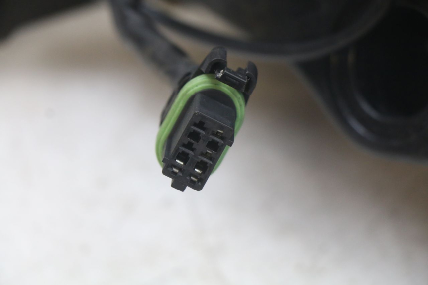 photo de PHARE AVANT PIAGGIO XEVO - X EVO 125 (2007 - 2016) - Pièce contrôlée