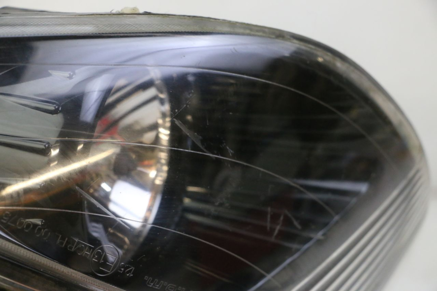 photo de PHARE AVANT PIAGGIO XEVO - X EVO 125 (2007 - 2016)