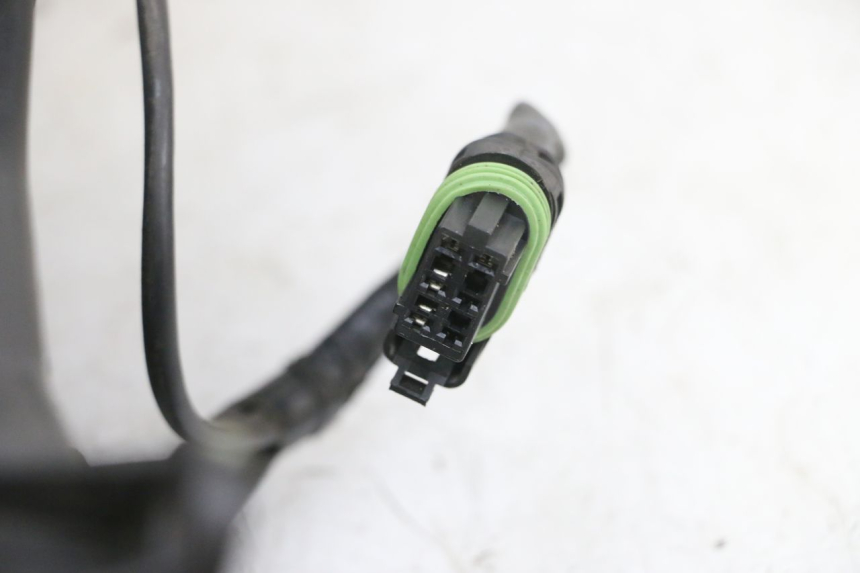 photo de PHARE AVANT PIAGGIO XEVO - X EVO 125 (2007 - 2016) - Zoom composants