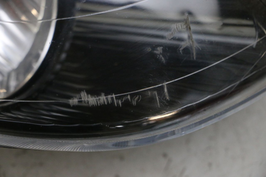 photo de PHARE AVANT PIAGGIO XEVO - X EVO 125 (2007 - 2016) - Inspection visuelle