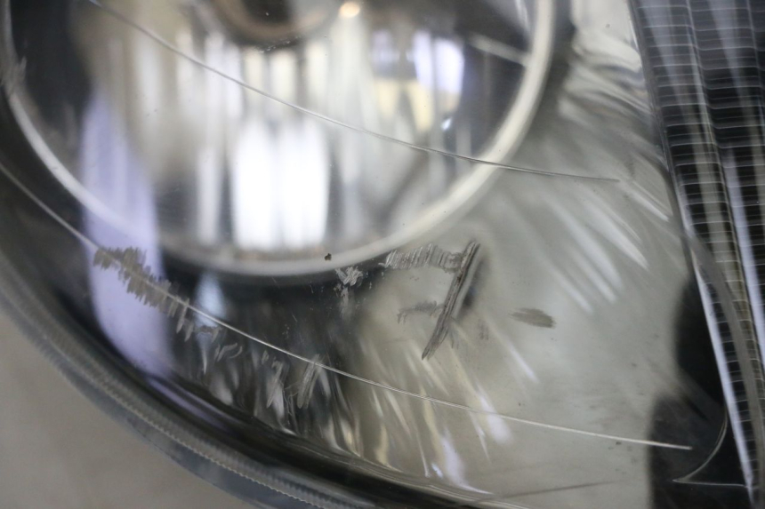 photo de PHARE AVANT PIAGGIO XEVO - X EVO 125 (2007 - 2016) - Zoom qualité