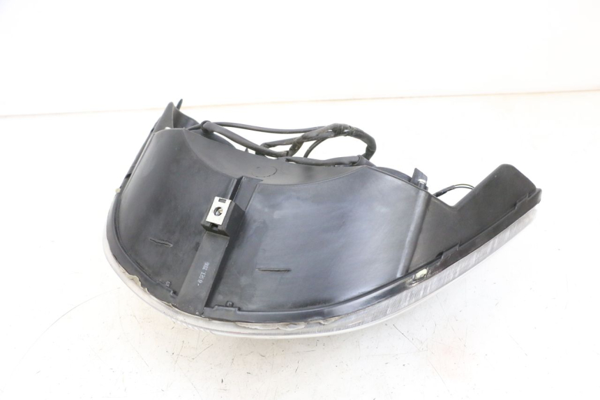 photo de PHARE AVANT PIAGGIO XEVO - X EVO 125 (2007 - 2016) - Vue d’ensemble