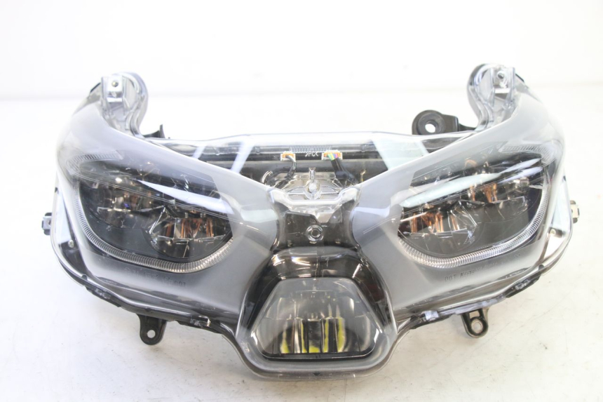 photo de PHARE AVANT YAMAHA XMAX X-MAX 125 (2021 - 2025)