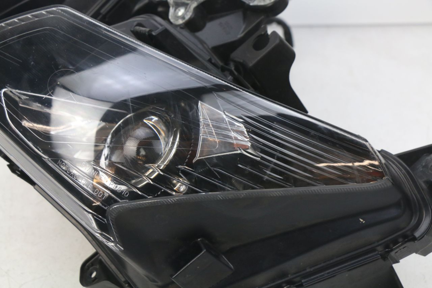 photo de PHARE AVANT YAMAHA XP T-MAX TMAX ABS 530 (2012 - 2015)