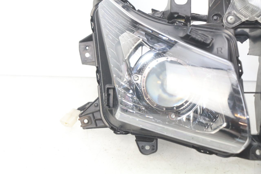 photo de PHARE AVANT YAMAHA XP T-MAX TMAX ABS 530 (2012 - 2015)
