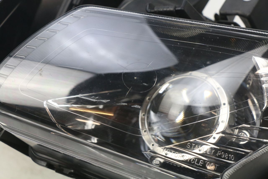 photo de PHARE AVANT YAMAHA XP T-MAX TMAX ABS 530 (2012 - 2015)