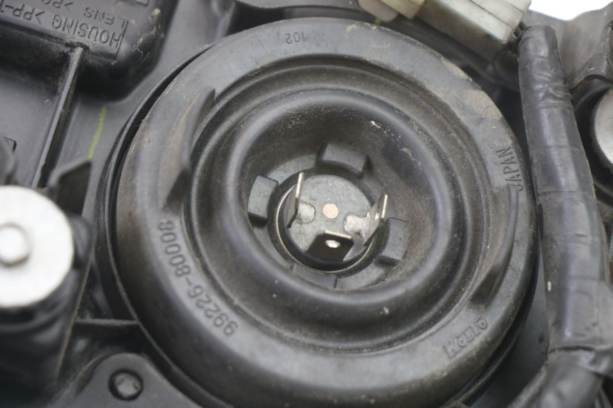 photo de PHARE AVANT YAMAHA XJ6 ABS 600 (2008 - 2016)