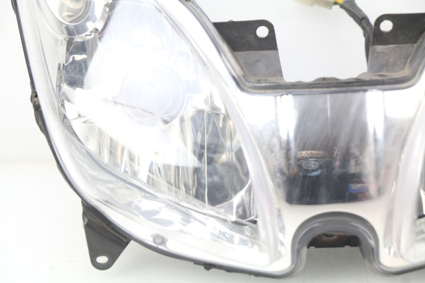 photo de PHARE AVANT YAMAHA XMAX X-MAX 125 (2006 - 2009)