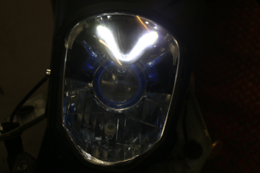 photo de PHARE AVANT YAMASAKI MSX 50 (2013 - 2022)