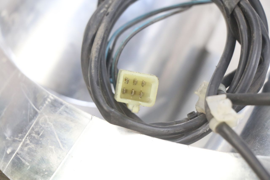 photo de PHARE AVANT YAMAHA YP MAJESTY 125 (2007 - 2010)