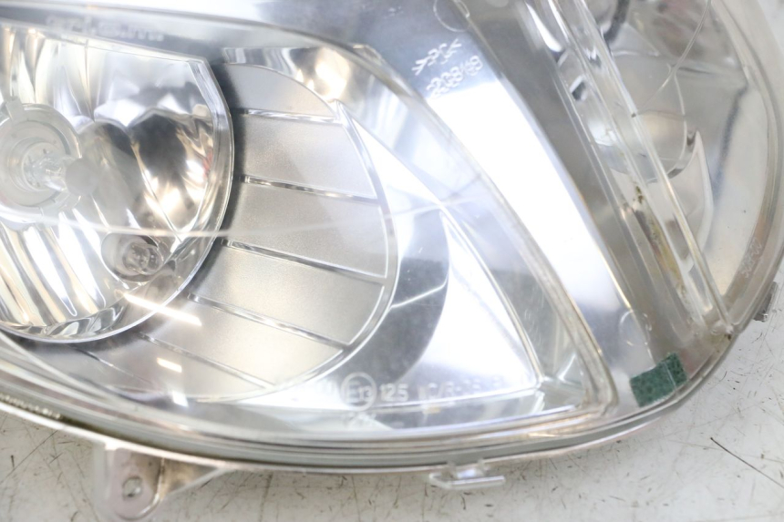 photo de PHARE AVANT YAMAHA YP MAJESTY 125 (2007 - 2010)