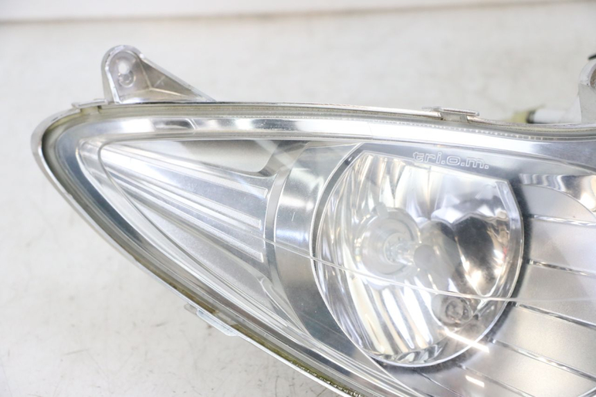 photo de PHARE AVANT YAMAHA YP MAJESTY 125 (2007 - 2010)