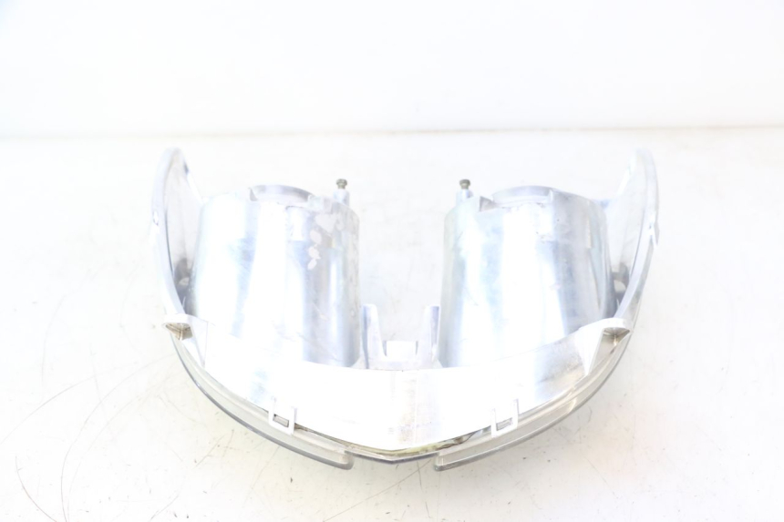 photo de PHARE AVANT YAMAHA YP MAJESTY 125 (2007 - 2010) - Zoom état d’usage