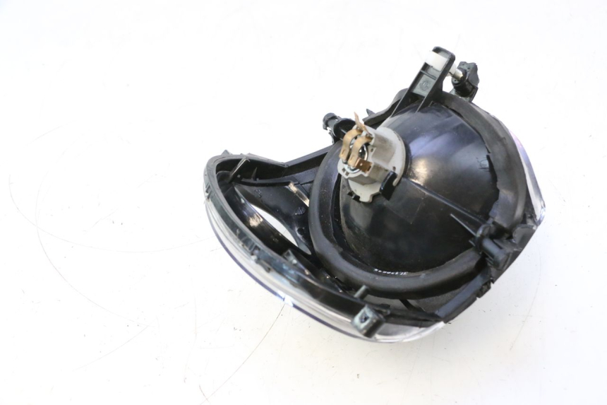 photo de PHARE AVANT PIAGGIO ZIP 2T 50 (2009 - 2019) - Points de fixation