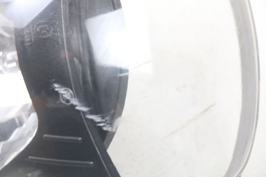 photo de PHARE AVANT PIAGGIO ZIP 4T 50 (2018 - 2020)