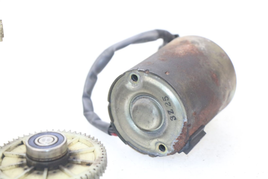 photo de PIGNON SUZUKI BURGMAN 650 (2002 - 2004)