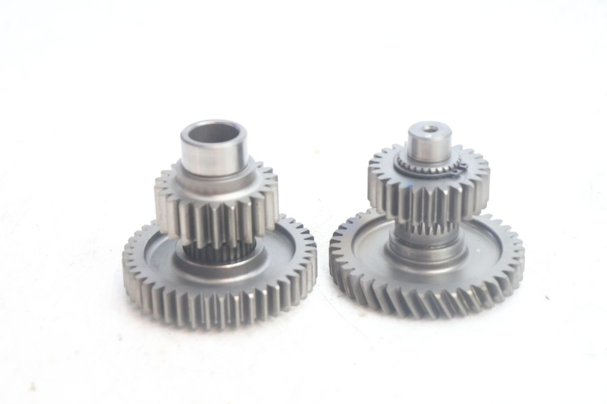 photo de PIGNON TRANSMISSION SUZUKI BURGMAN EXECUTIVE ABS 650 (2006 - 2012) - Autre angle de vue