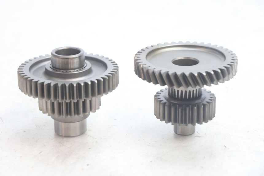 photo de PIGNON TRANSMISSION SUZUKI BURGMAN EXECUTIVE ABS 650 (2006 - 2012) - Points de fixation