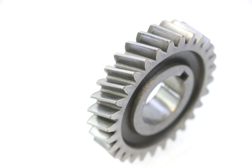 photo de PIGNON TRANSMISSION SUZUKI DR S 600 (1985 - 1989) - Zoom état d’usage