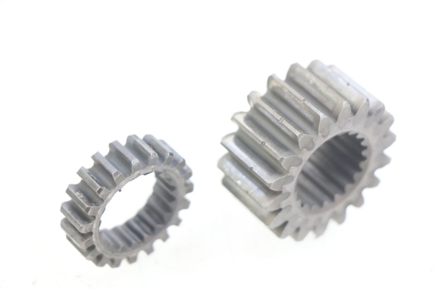 photo de PIGNON TRANSMISSION HONDA CM 125 (1983 - 2003)