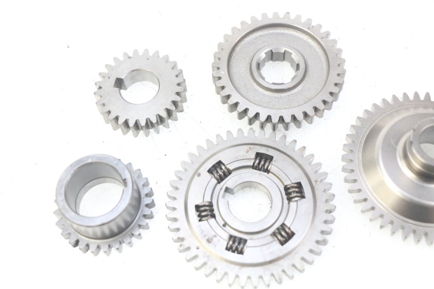 photo de PIGNON TRANSMISSION SPY RACING F3 350 (2015 - 2022) - Zoom état d’usage