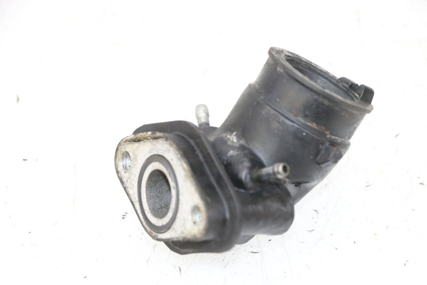 photo de PIPE ADMISSION KYMCO AGILITY CITY 4T 50 (2008 - 2016) - Détail de la pièce