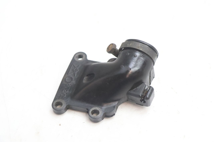 photo de PIPE ADMISSION MBK BOOSTER SPIRIT 50 (1996 - 1999) - Autre angle de vue