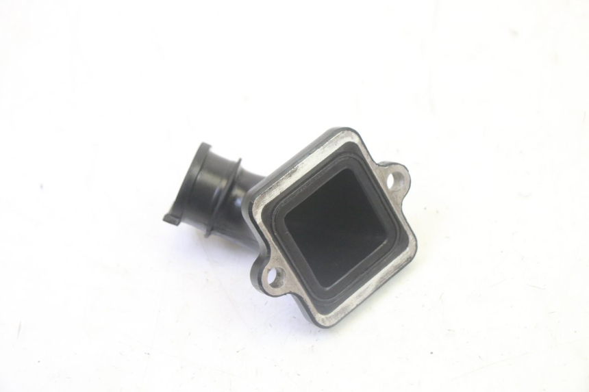 photo de PIPE ADMISSION PEUGEOT CITYSTAR 50 (2013 - 2017)