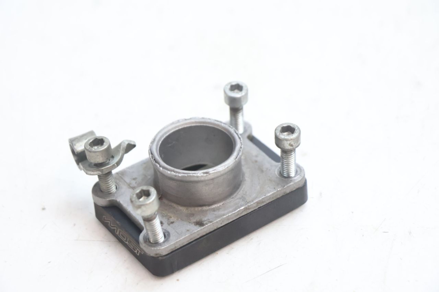 photo de PIPE ADMISSION HM HONDA CRM DERAPAGE RR 50 (2006 - 2017) - Zoom état d’usage