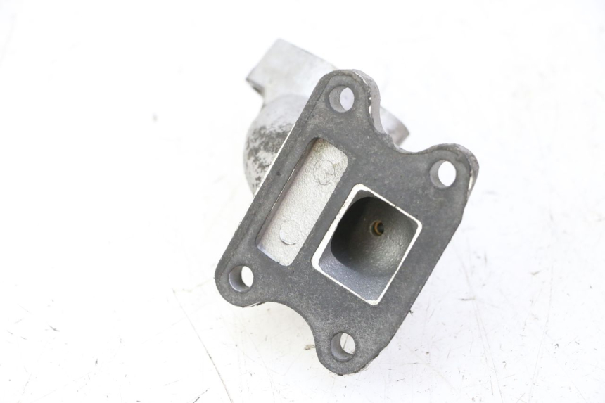 photo de PIPE ADMISSION PEUGEOT ELYSTAR 50 (2002 - 2014)