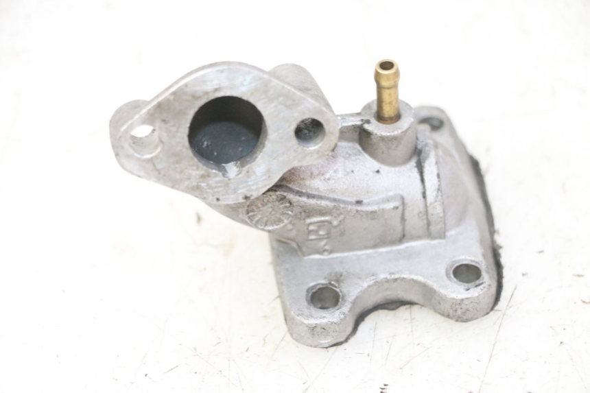 photo de PIPE ADMISSION PEUGEOT ELYSTAR 50 (2002 - 2014)