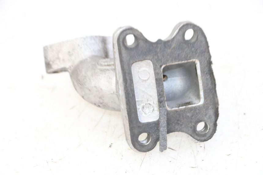 photo de PIPE ADMISSION PEUGEOT ELYSTAR 50 (2002 - 2014)