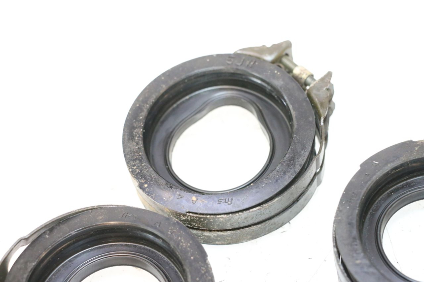 photo de PIPE ADMISSION YAMAHA FJR 1300 (2001 - 2005) - Zoom état d’usage