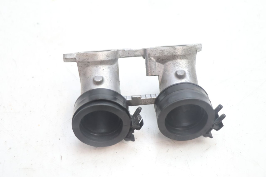 photo de PIPE ADMISSION HONDA FJS SILVER WING SILVERWING 400 (2005 - 2008) - Vue d’ensemble