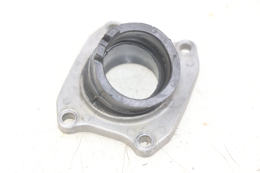 photo de PIPE D'ADMISSION HONDA CR 80 (2001 - 2003)